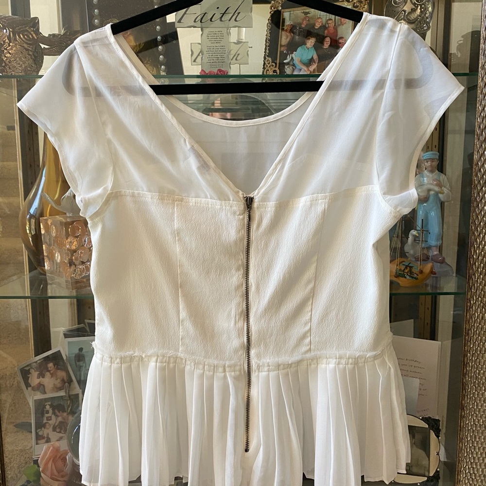 Blouse - Picture 2 of 2